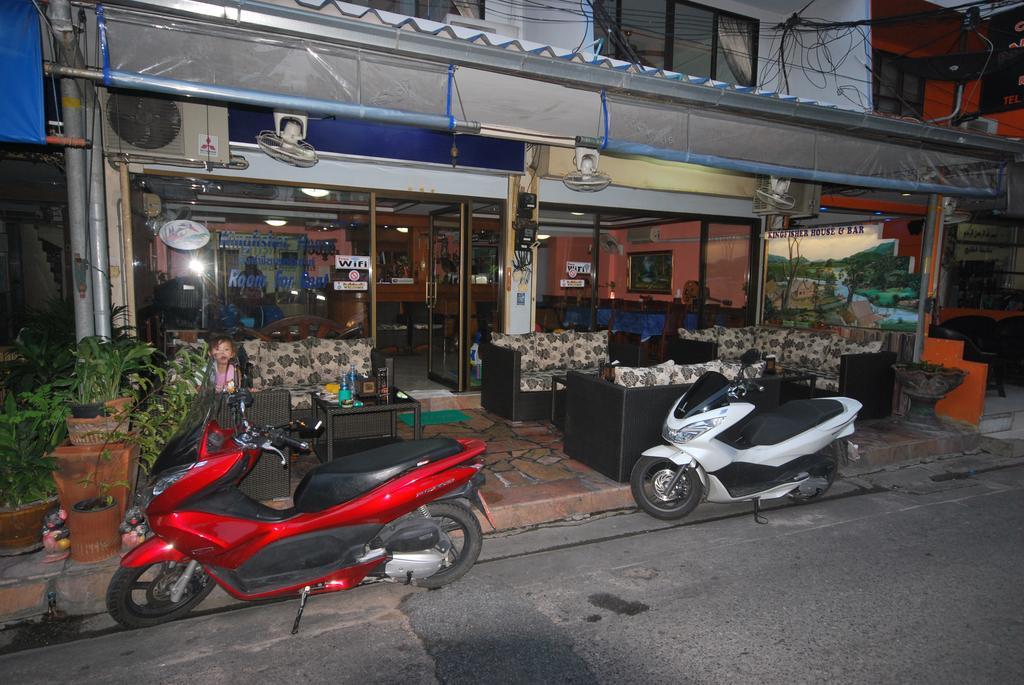 Kingfisher House & Bar Pattaya Luaran gambar